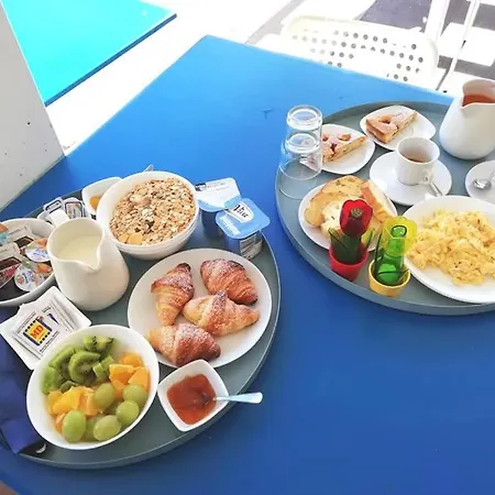 Bed & Breakfast Borgomarino 2 4*